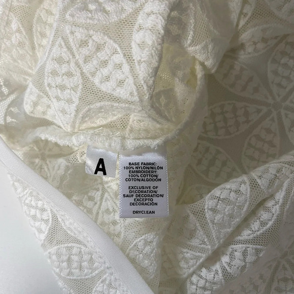 Ann Taylor LOFT White Jacquard Floral Print Semi-sheer Top Medium Petite Women’s - Picture 10 of 11